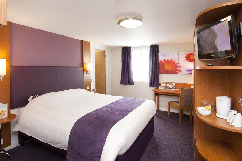 Premier Inn Stoke - Trentham Gardens Eksteriør billede